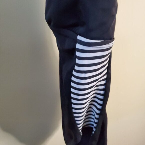 Nike Swim Black White Stripe One Piece Bathing Suit Size M - Picture 4 of 5